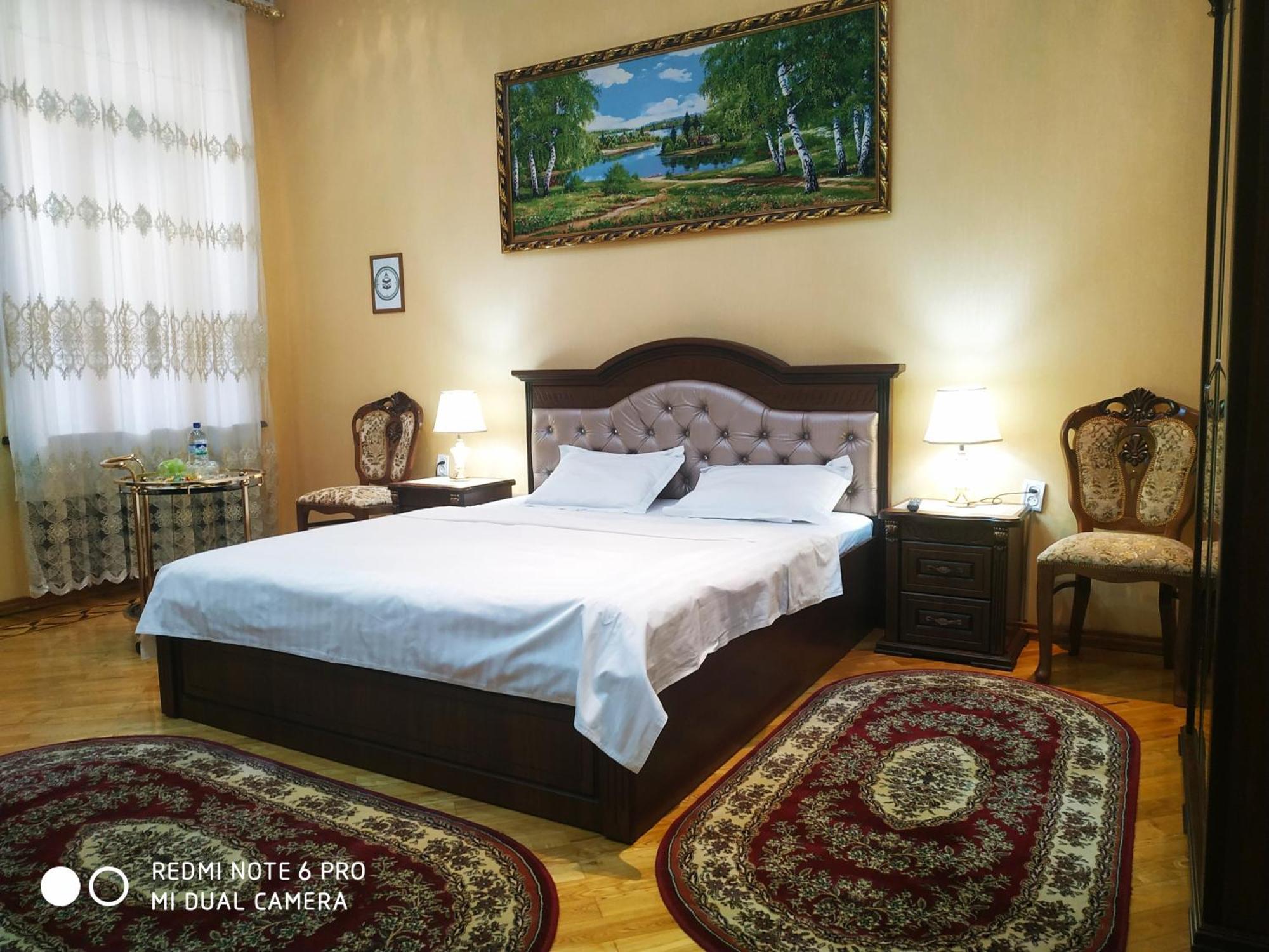 Happy House Hotel Salor Bagian luar foto