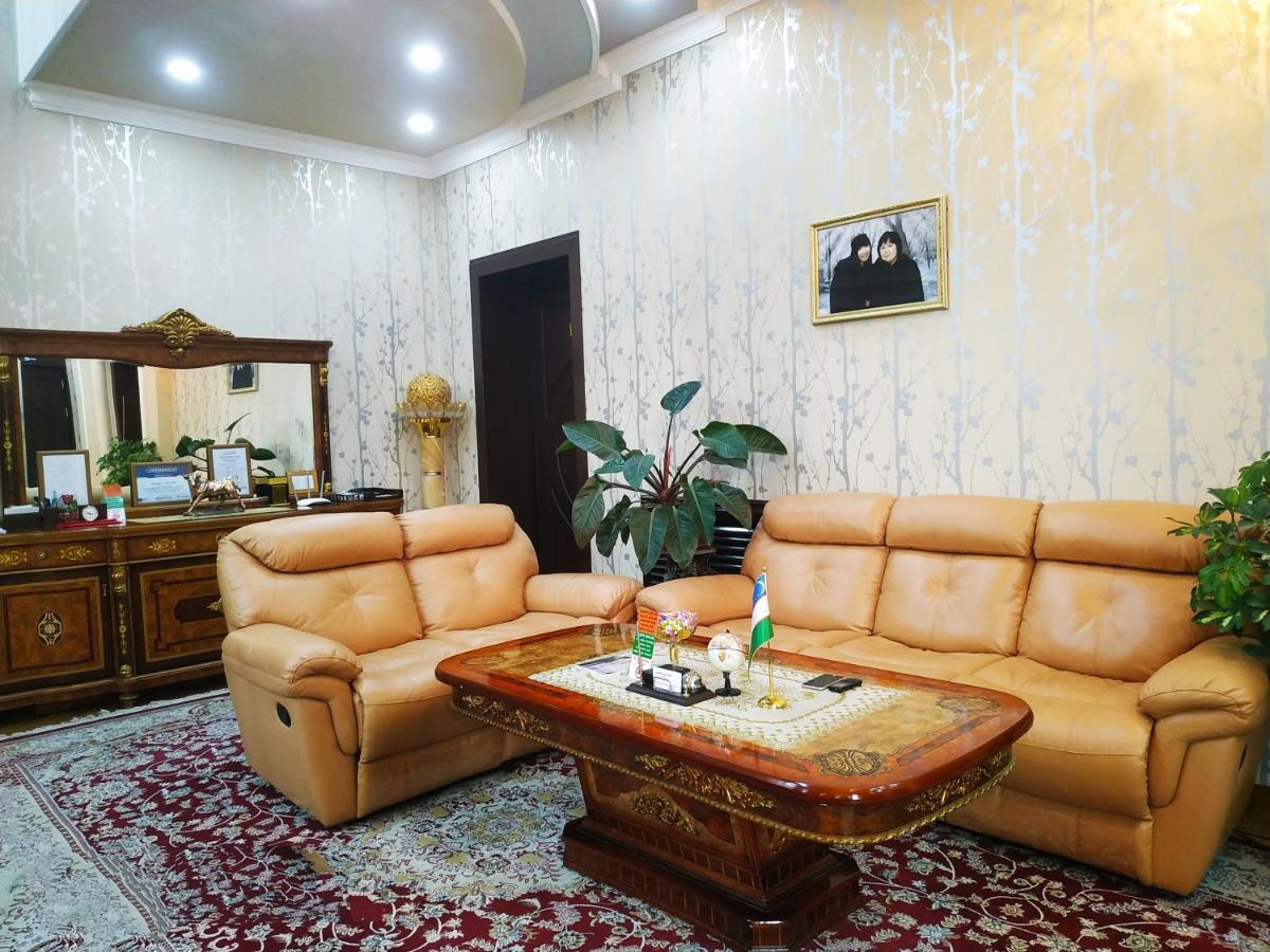 Happy House Hotel Salor Bagian luar foto