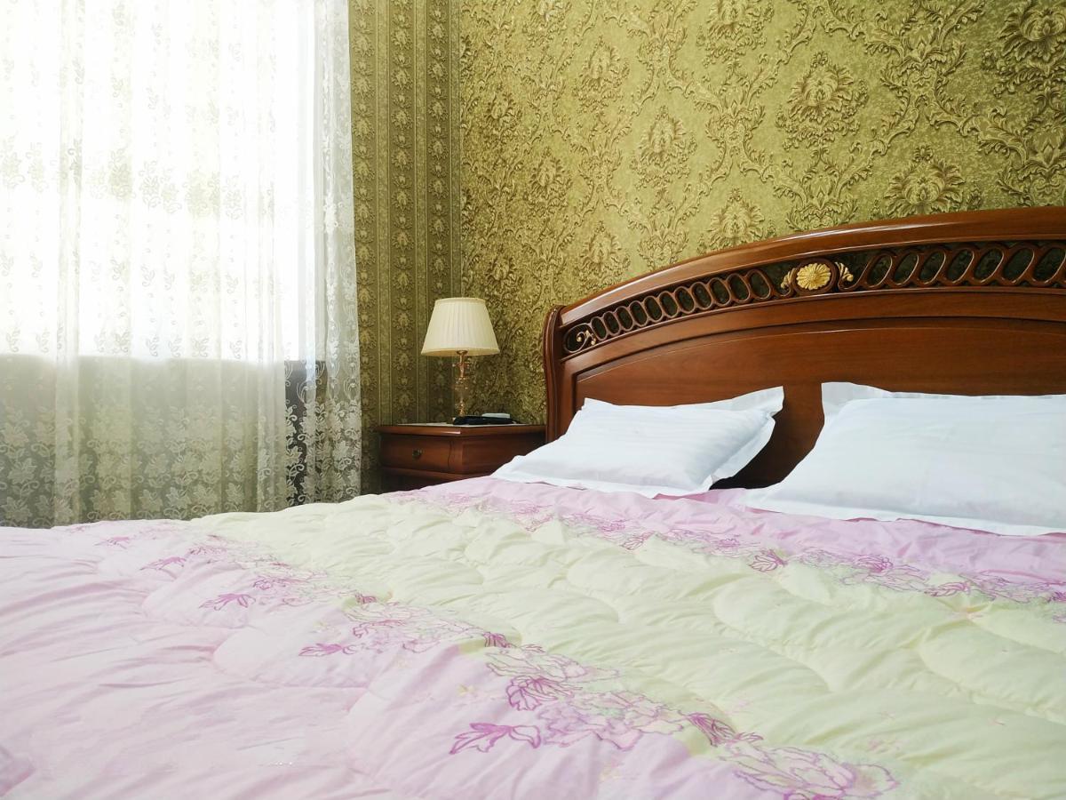 Happy House Hotel Salor Bagian luar foto