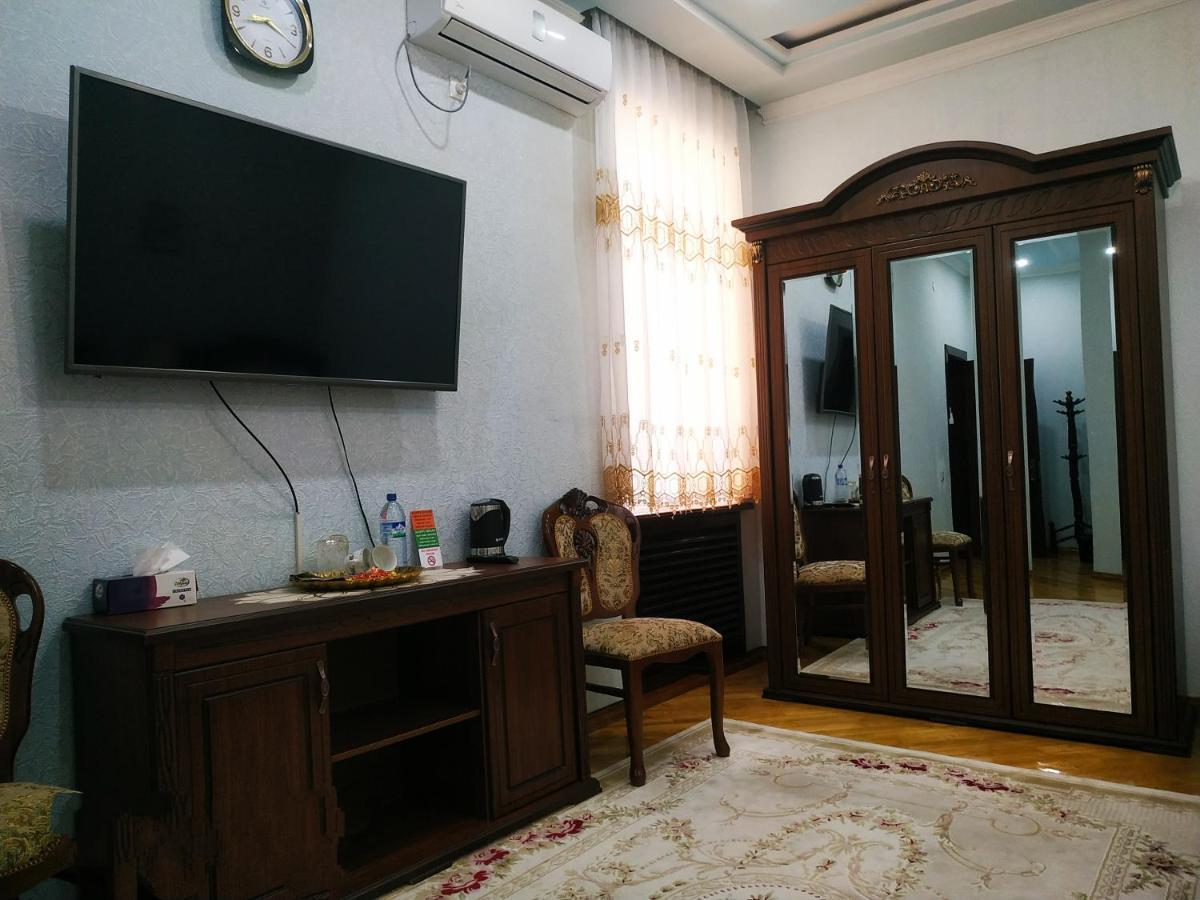 Happy House Hotel Salor Bagian luar foto