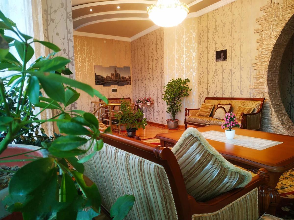 Happy House Hotel Salor Bagian luar foto